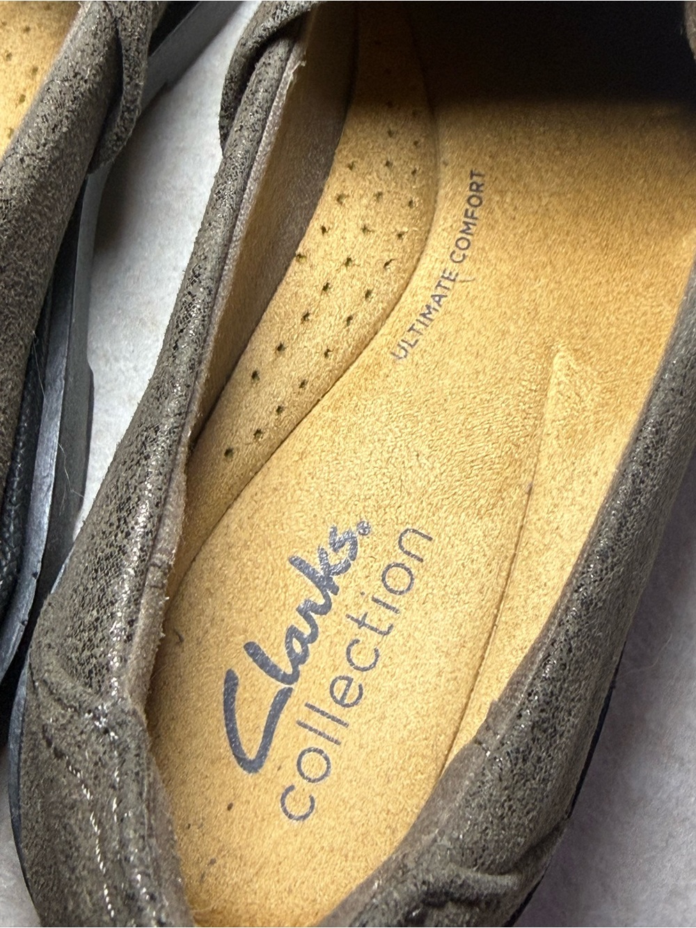 Clarks Collection Calla Bronze Metallic Slip On Loafers Flats Size US 7 - Picture 6 of 8